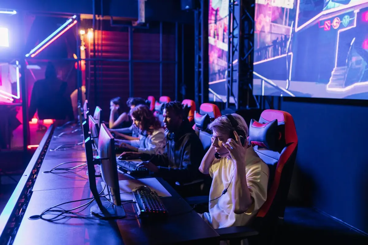เก้าอี้เกมมิ่งรุ่นไหนดี 2569 Secretlab vs DXRacer
